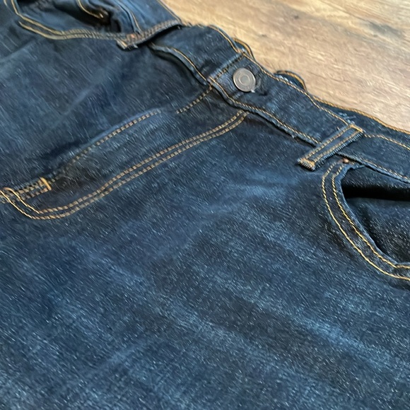 NWOT Lucky Brand Jeans Never Worn Excellent Shape - Picture 2 of 6